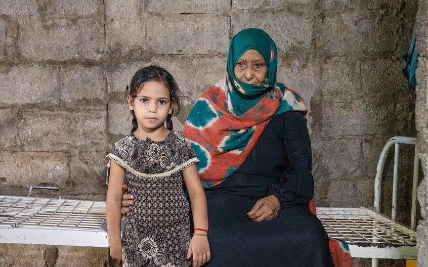 Yemen, taiz: Bodour and her granddaughter Lames at home.