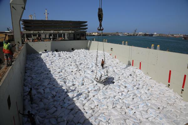 WFP Ship With Food Assistance For Yemen Diverted To Hodeidah From Aden