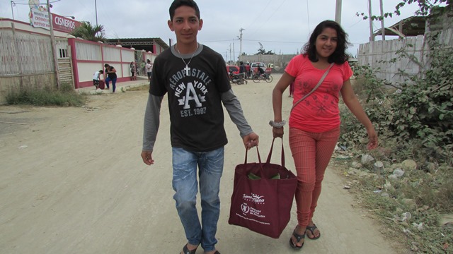 Ecuador: Families Access Nutritious Foods From Small Farmer Associations