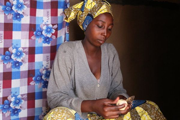 In Rwanda, Research Finds Cash Assistance For Refugees Boosts Local Economy For Nearby Communities