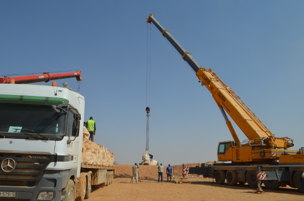 Cranes Deliver Life-Saving Assistance To Syrians Stranded At Jordanian Border Areas