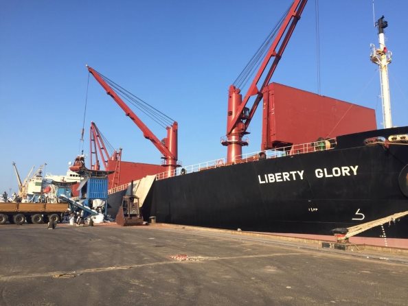 Photo:WFP/ Jose Ferrao, the first shipment of humanitarian food stocks donated by USAID has arrived in Port Sudan