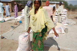 WFP Providing Food To Refugees Fleeing Violence In Nigeria