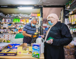 Falha at her local shop — one of 135 participating in WFP’s Cash Based Transfer programme, across the West Bank. Photo: WFP/Elias Halabi