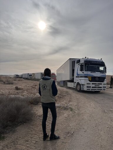 WFP delivers first aid convoy from Jordan to Gaza.