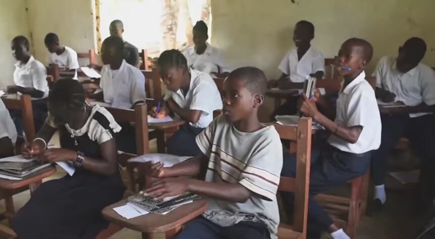 Life After Ebola: Children Are Back To School, So Are WFP School Meals