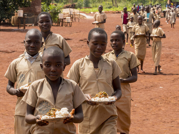School children with their meals