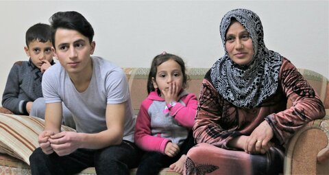 In Turkey, cash assistance reaches non-Syrian refugees too