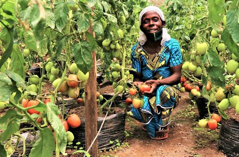 Training empowers women farmers in Sri Lanka