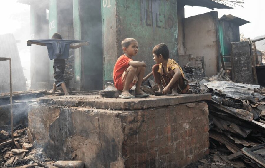 Children in Coxs Bazar