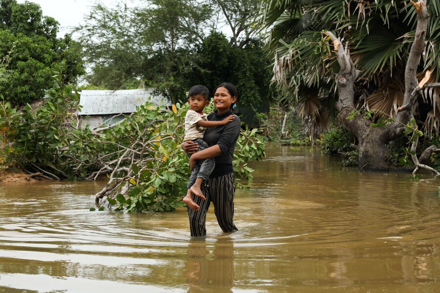 Woman and child bangladesh