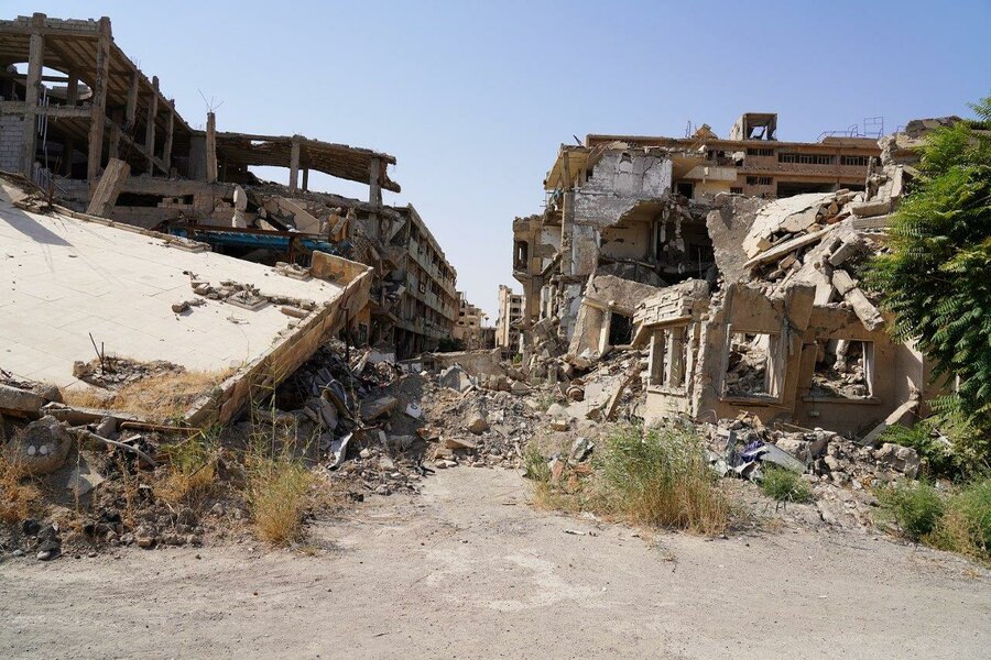 After a decade of conflict, much of Deir Ezzor city currently lies in ruins. Photo: WFP/Hussam Al-Saleh 