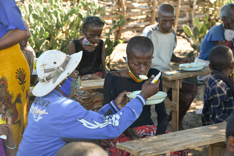 Emergency distribution of hot meals to elderly population and malnourished children in the drought-affected regions of southern Madagascar.