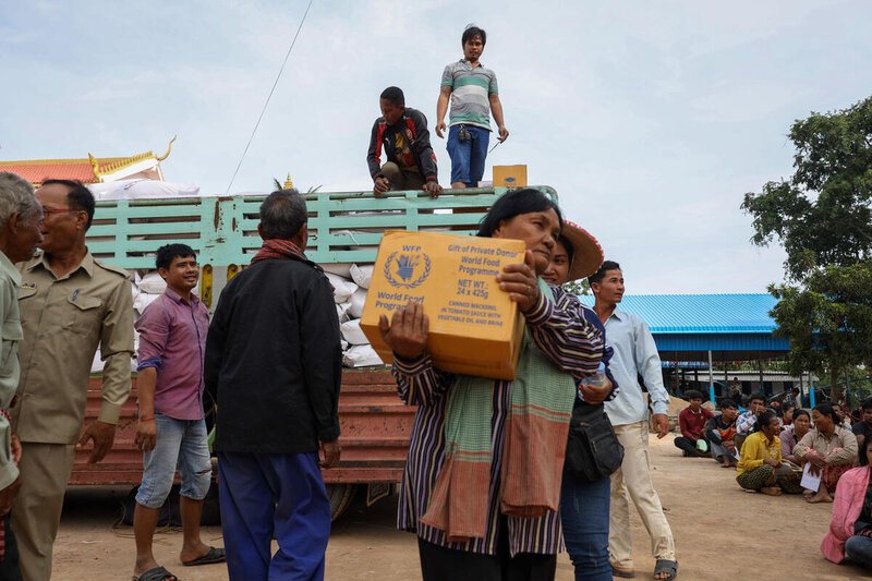 Woman_Box_Cambodia