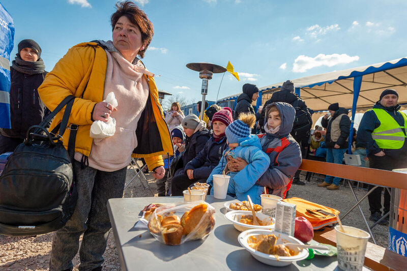 WFP and UNHCR work with the Government of Moldova to assist refugees from Ukraine in Palanca