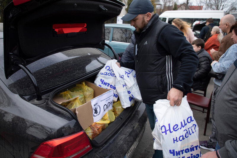 Dnipro food assistance