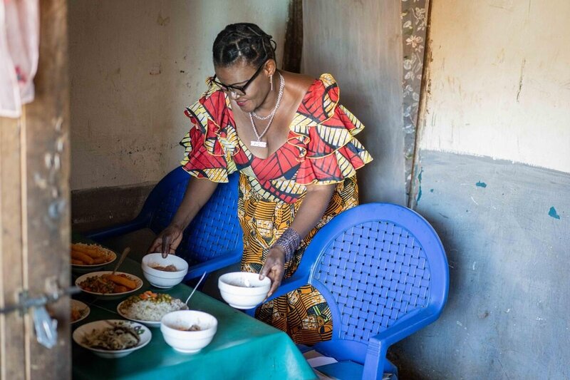Nsimire’s new restaurant can hardly sit ten customers at a time, but her business is flourishing. Photo: WFP/ Badre Bahaji