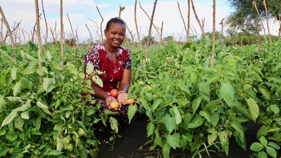 Loan schemes help entrepreneurial women like Amina in Kenya establish their own businesses