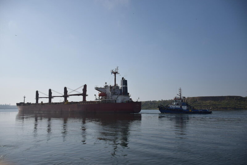WFP ship with Ukrainian grain heads to Yemen. Photo: Ukraine Armed Forces/Nataliia Humeniuk