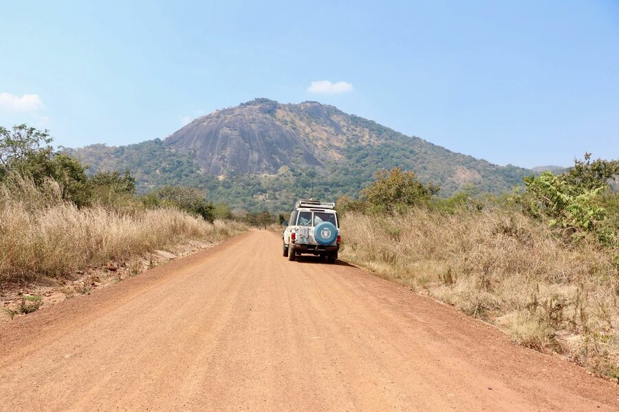 The newly constructed road will help the community overcome food insecurity, restore and expand livelihoods and eliminate isolation and inequity. WFP Musa Mahadi