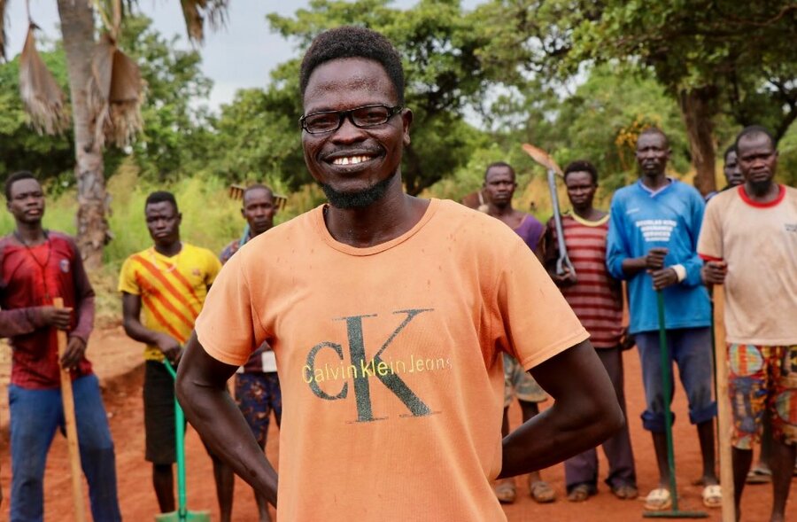 Youth representative Santo Mawien believes the road building project will change the life of his community. Photo: WFP/Eulalia Berlanga