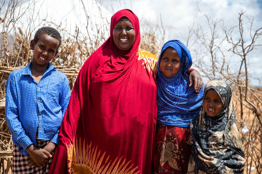Milgo Yasin Muhumed with her children in Bukoyar in Ethiopia. WFP/Michael Tewelde