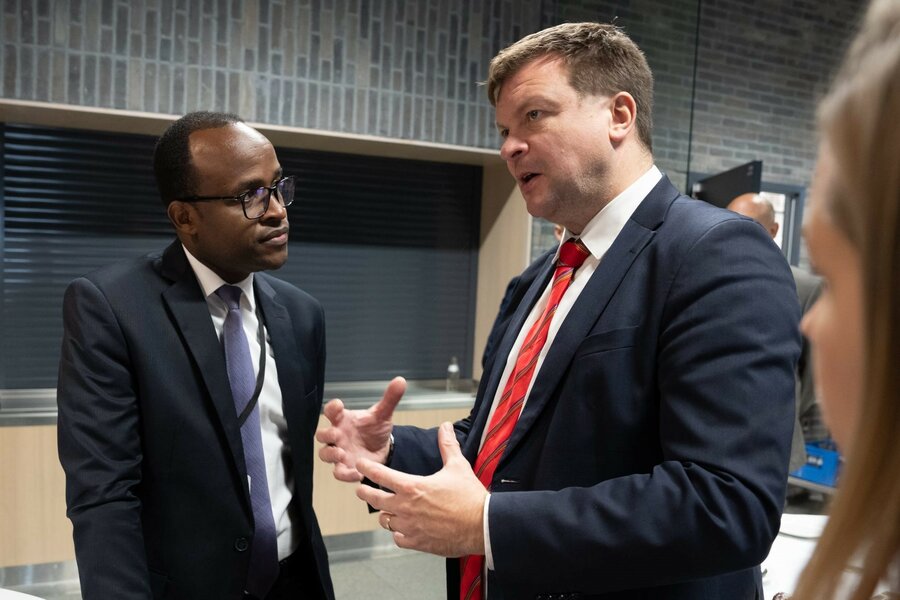 A conversation between Rwandan and Finnish Ministers