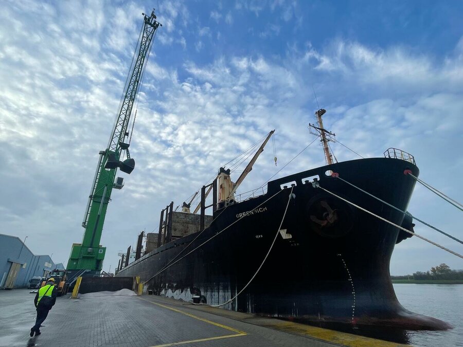 WFP-chartered MV Greenwich sets off from Terneuzen port in the Netherlands