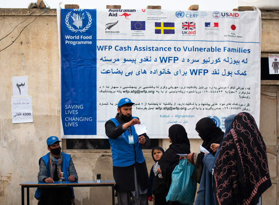 A WFP cash and voucher distribution point in Kabul, Afghanistan. Photo: WFP/Danijela Milic