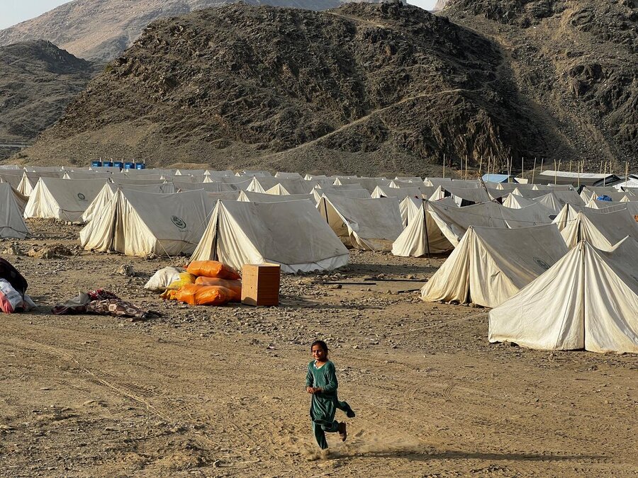 Tents accommodation for Aghanistan returnees