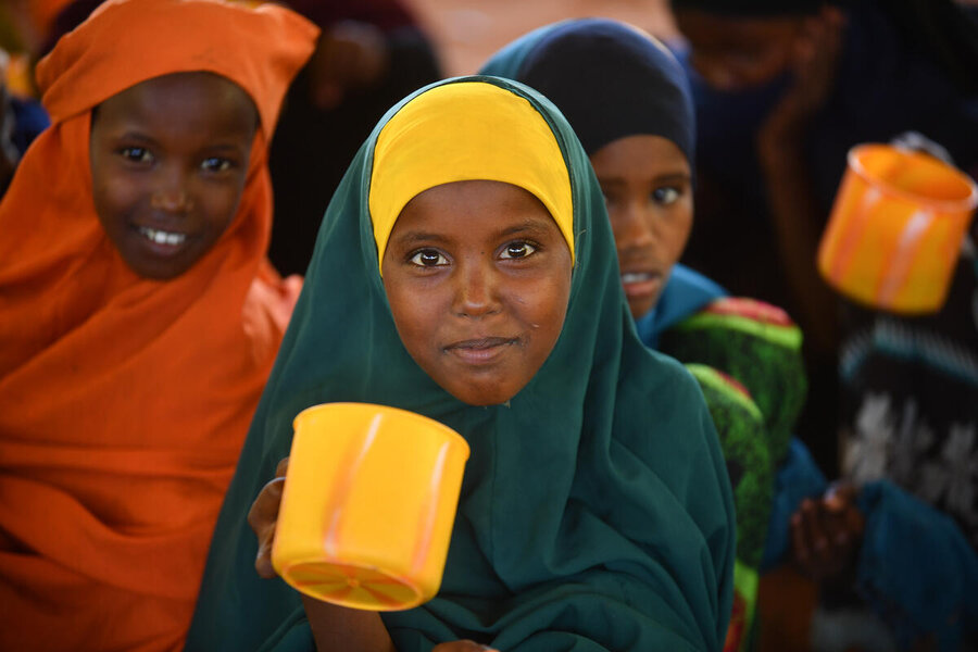 Lunchtime at school supported by WFP in a refugee camp in Ethiopia's Somali region Photo: WFP/Michael Tewelde