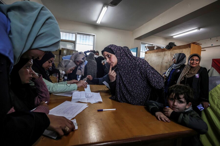 WFP food distribution in Gaza Photo: Mostafa/Ghroz