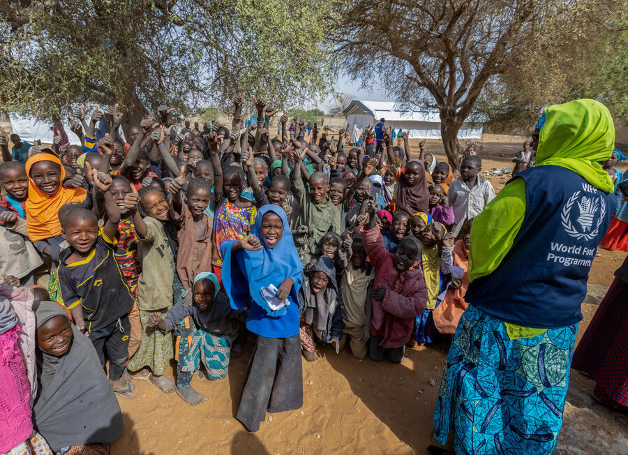 Children at a school supported by WFP in Niger's Diffa region. Photo: Abdoul Raffick Gaissa Chaibou