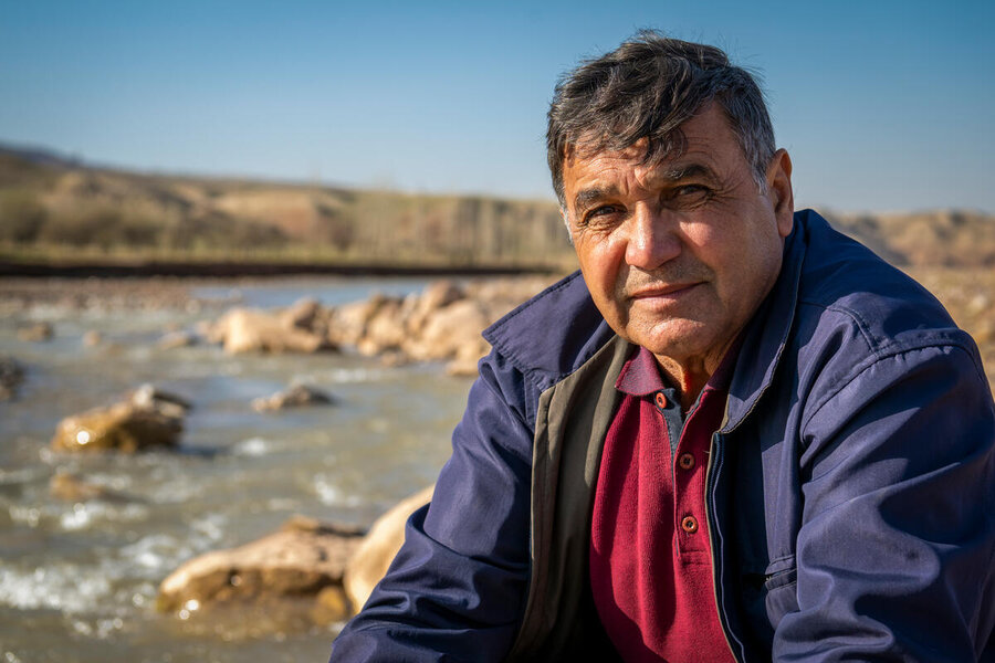 Tajiks like Sharif Zainiddinov have never seen such erratic weather as what they've witnessed in recent years. Photo: WFP/Giulio d'Adamo