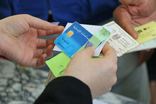 WFP Launches Cash Cards For Displaced Families And Syrian Refugees In Iraq