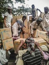 WFP Sends Convoys Into Yemen City Of Taiz To Avert Looming Humanitarian Crisis