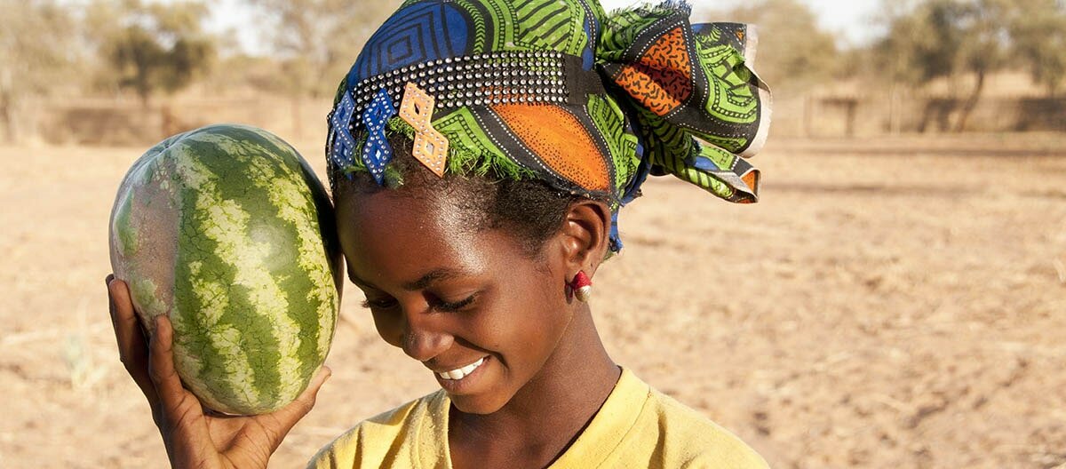 https://www.wfp.org/sites/default/files/styles/open_graph_image/public/images/Senegal-food-assistance-WFP-Jenny-Matthews.jpg?itok=9Y_lNc0l