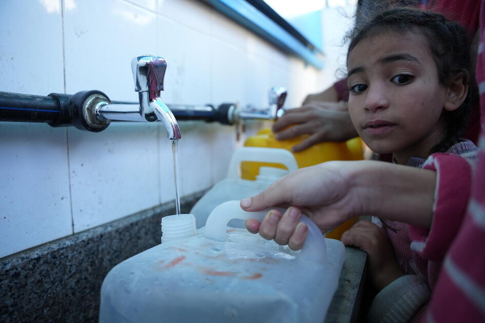 Preventing famine and deadly disease outbreaks in Gaza requires faster, safer aid access and more supply routes