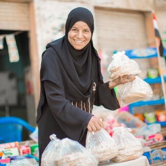 Working with women and youth, WFP provides vocational and entrepreneurship trainings to improve employment and income opportunities.