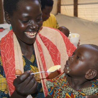 WFP provides highly nutritious food to treat and prevent malnutrition among children under five years of age, pregnant and lactating women, and people living with HIV. Photo: WFP/JohnPaul SESONGA