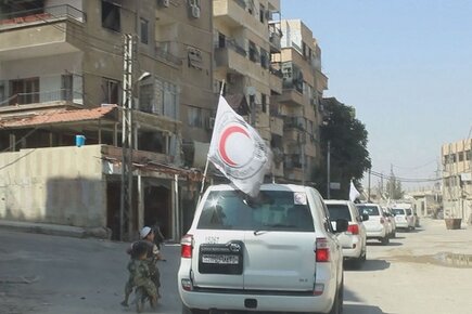 Humanitarian Convoys Reach Last Two Besieged Areas in Syria (For The Media)