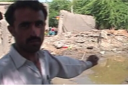 Pakistan Farmer Says Homes and Crops Still Underwater