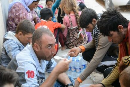 WFP/UNHCR Assistance to Iraqis fleeing Violence in Sinjar (For The Media)