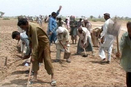 Pakistan Flood Victims A Year Later: Benefiting From Food-For-Work