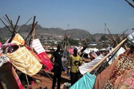 WFP Provides Food For South Sudanese Displaced By Current Conflict (For The Media)